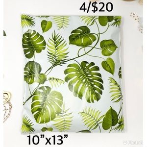 4/$20 -20 Banana Leaves Poly mailer 10”x13”